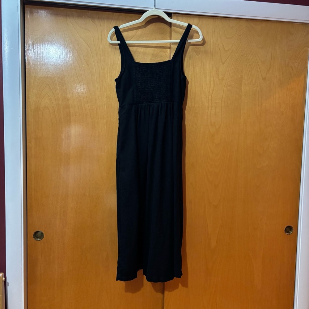 Old Navy Black Linen Midi Dress with Pockets